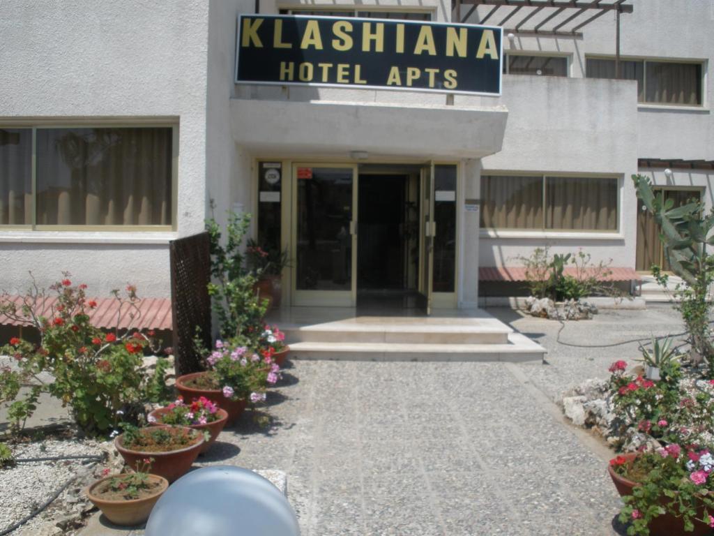 Klashiana Hotel Apartments Oroklini Extérieur photo