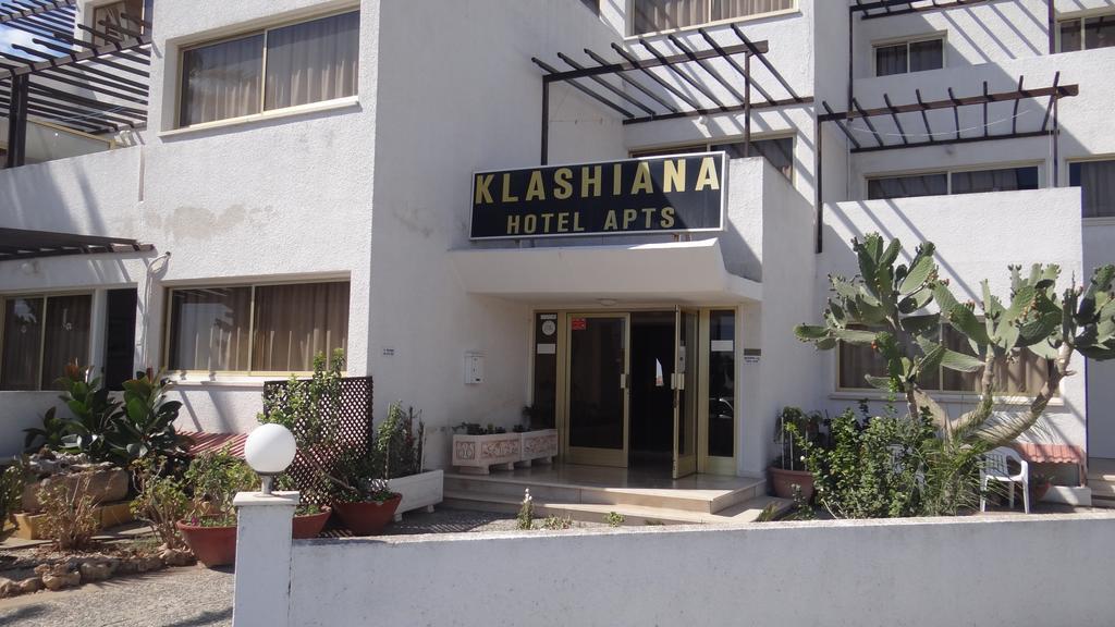 Klashiana Hotel Apartments Oroklini Extérieur photo