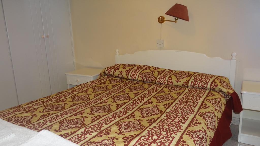 Klashiana Hotel Apartments Oroklini Extérieur photo